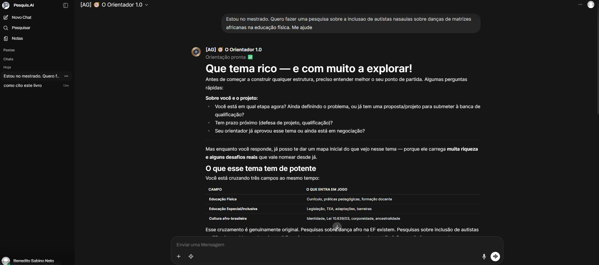 Interface do Pesquis.AI — enviando uma pergunta sobre tema de pesquisa